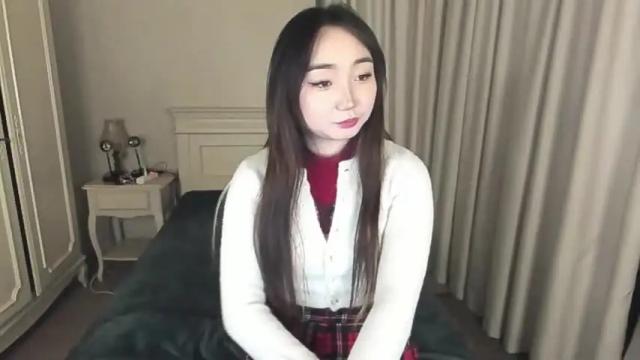 Image 10 of coralinadiamond Stream on Chaturbate on 16 months ago