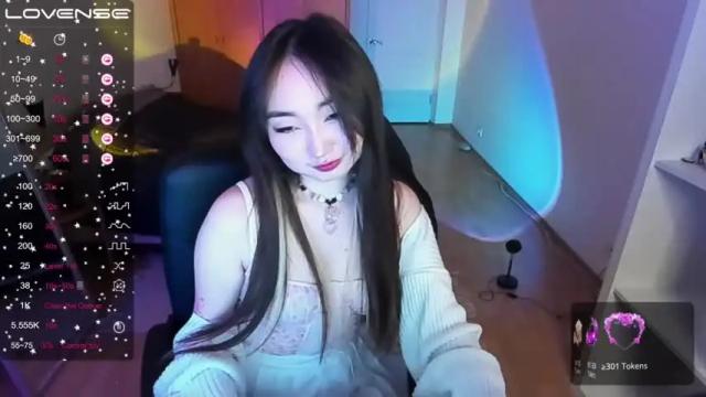 Image 10 of coralinadiamond Stream on Chaturbate on 15 months ago