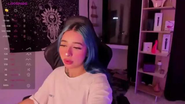 Image 3 of coraline229 Stream on Chaturbate on 15 months ago
