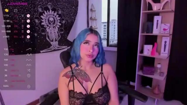 Image 3 of coraline229 Stream on Chaturbate on 15 months ago