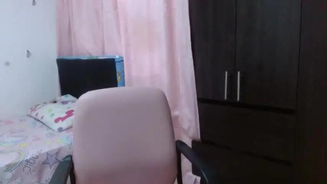 Image 2 of coraline_garcia Stream on Chaturbate on 12 months ago
