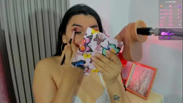 Image 4 of coraline_hot18 Stream on Chaturbate on 29 days ago