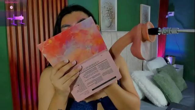 Image 3 of coraline_hot18 Stream on Chaturbate on 5 days ago