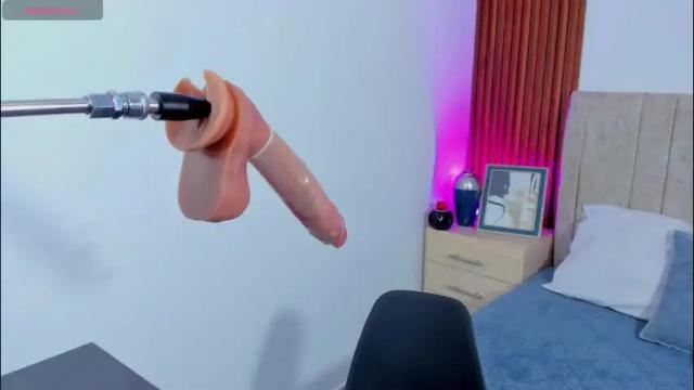 Thumbnail 3, coraline_hot18's Stream at Chaturbate, 1 month ago