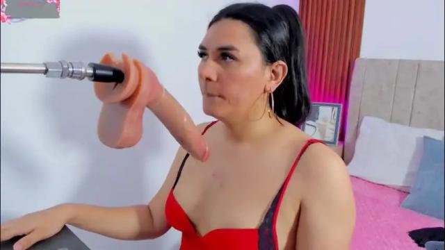 Image 2 of coraline_hot18 Stream on Chaturbate on 1 month ago