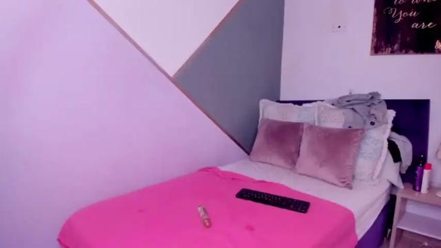 Image 8 of coraline_jhons Stream on Chaturbate on 13 months ago