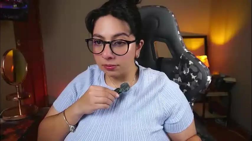 coraline_latin Chaturbate