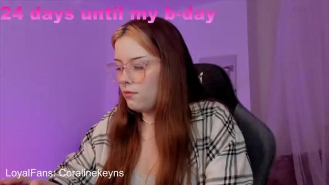 Image 12 of coralinekeyns Stream on Chaturbate on 13 months ago