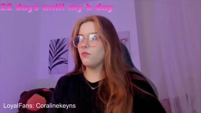 Image 12 of coralinekeyns Stream on Chaturbate on 13 months ago