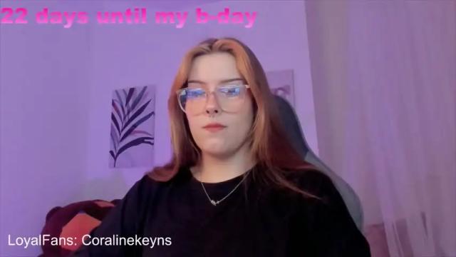 Image 7 of coralinekeyns Stream on Chaturbate on 13 months ago