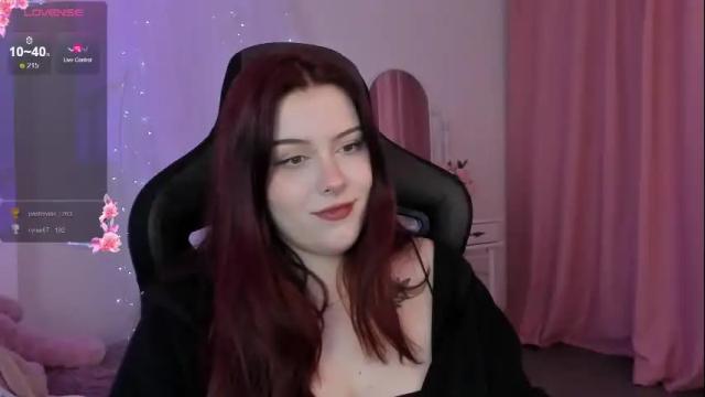 Image 7 of coralinekeyns Stream on Chaturbate on 1 month ago