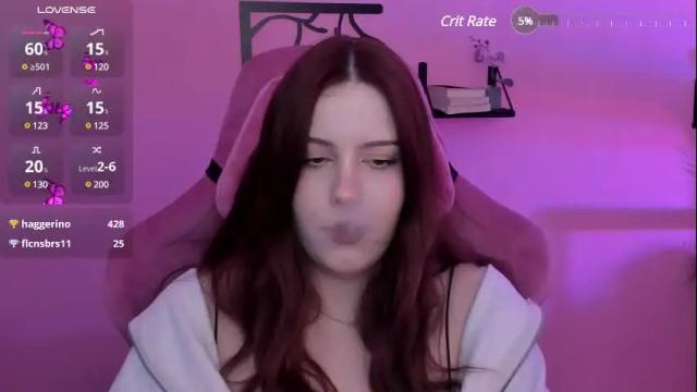 Image 10 of coralinekeyns Stream on Chaturbate on 1 month ago