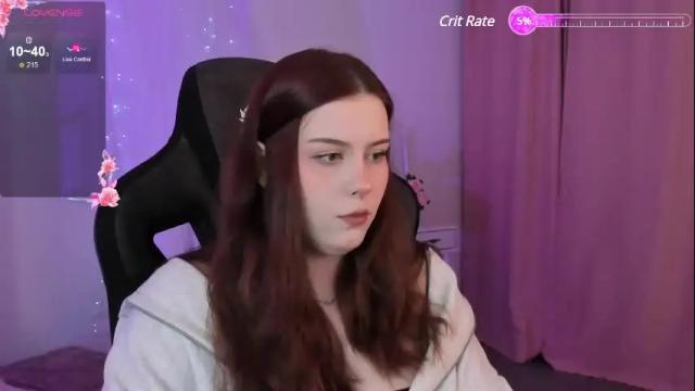 Image 3 of coralinekeyns Stream on Chaturbate on 1 month ago