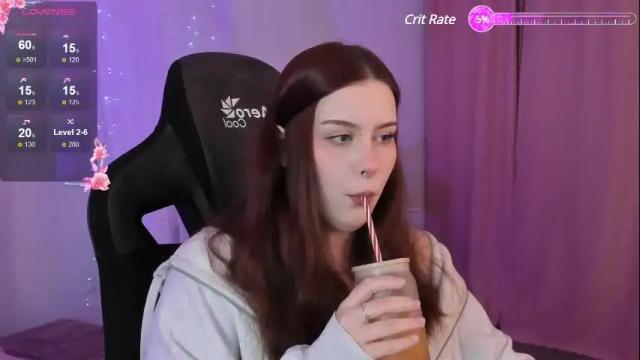 Image 7 of coralinekeyns Stream on Chaturbate on 1 month ago