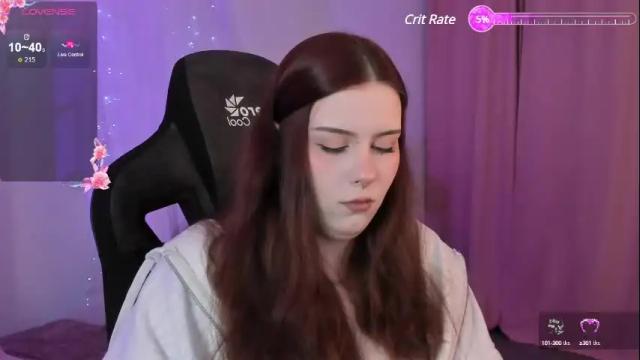 Image 8 of coralinekeyns Stream on Chaturbate on 1 month ago