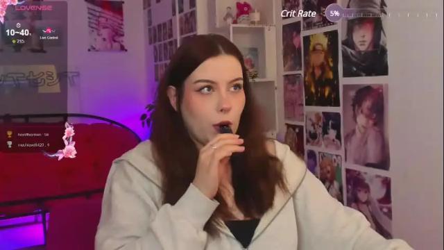 Image 12 of coralinekeyns Stream on Chaturbate on 1 month ago