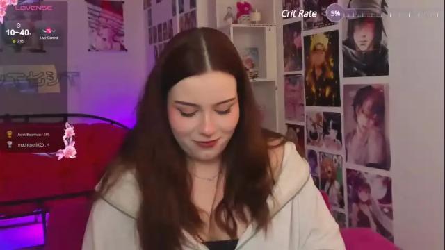 Image 4 of coralinekeyns Stream on Chaturbate on 1 month ago