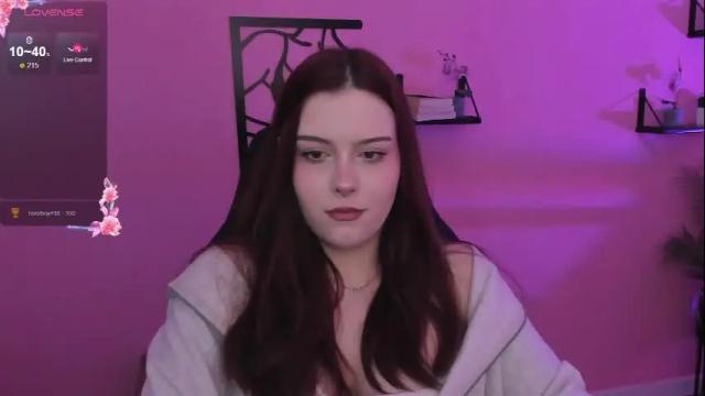 Image 6 of coralinekeyns Stream on Chaturbate on 24 days ago