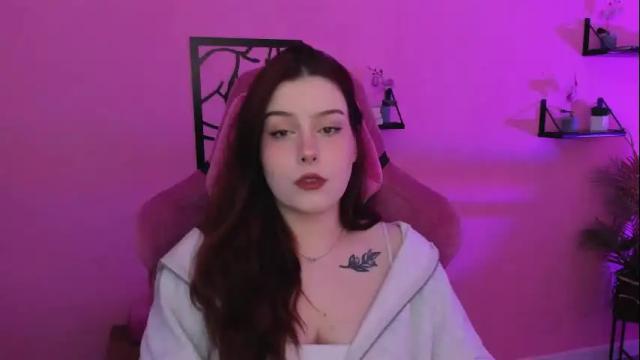 Image 7 of coralinekeyns Stream on Chaturbate on 20 days ago