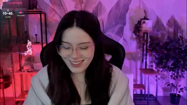 Thumbnail 1, coralinekeyns's Stream at Chaturbate, 2 months ago