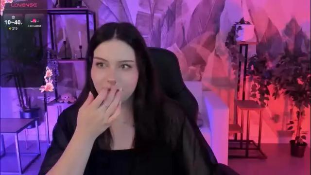 Thumbnail 2, coralinekeyns's Stream at Chaturbate, 1 month ago