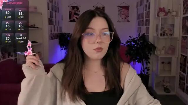 Image 7 of coralinekeyns Stream on Chaturbate on 1 month ago