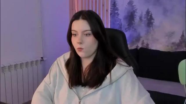Image 11 of coralinekeyns Stream on Chaturbate on 1 month ago