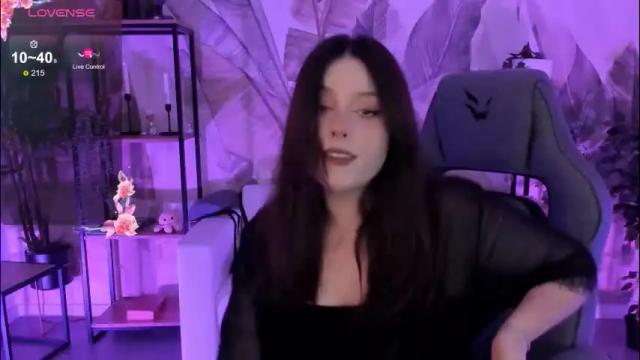 Thumbnail 1, coralinekeyns's Stream at Chaturbate, 1 month ago