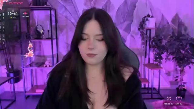 Thumbnail 2, coralinekeyns's Stream at Chaturbate, 1 month ago