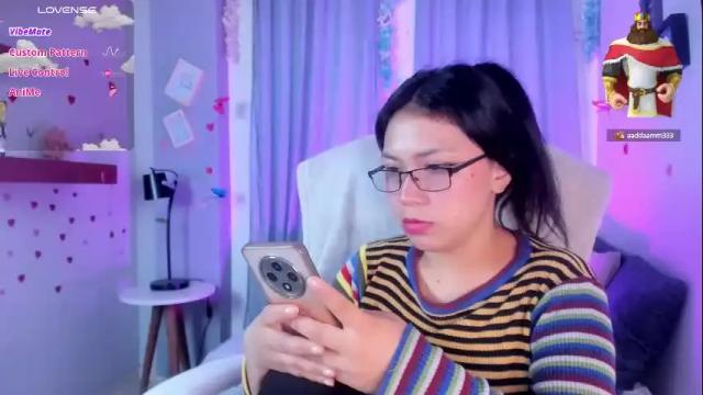 Image 12 of coralinericce_ Stream on Chaturbate on 12 days ago