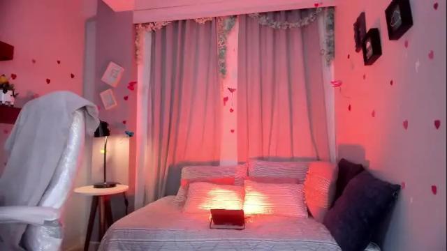 Image 10 of coralinericce_ Stream on Chaturbate on 9 days ago