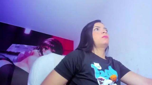 Image 3 of corall_doll Stream on Chaturbate on 17 months ago