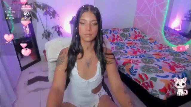 Image 4 of coralrigan Stream on Chaturbate on 1 month ago