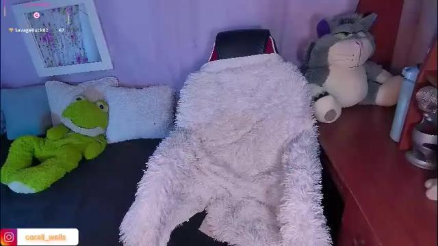 Image 7 of coralwells Stream on Chaturbate on 2 months ago