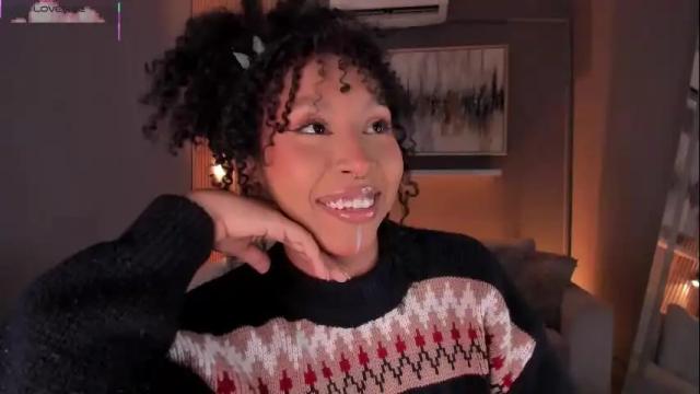 Image 8 of corinnah Stream on Chaturbate on 22 days ago