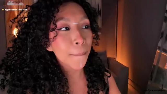 Image 7 of corinnah Stream on Chaturbate on 6 days ago