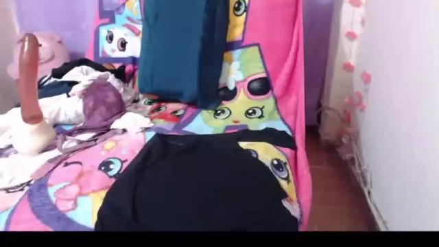 Image 6 of corinnahothotxxx Stream on Chaturbate on 12 months ago