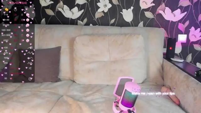 Image 10 of cortana_carat Stream on Chaturbate on 21 months ago