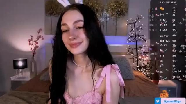 Image 12 of cosmicfaye Stream on Chaturbate on 1 month ago