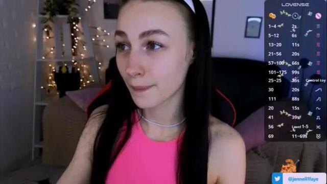 Image 3 of cosmicfaye Stream on Chaturbate on 1 month ago