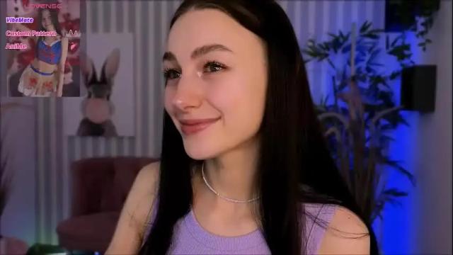 Image 2 of cosmicfaye Stream on Chaturbate on 1 month ago