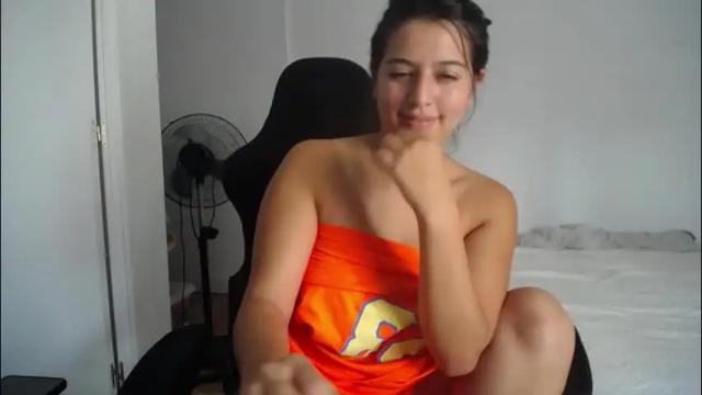 Image 6 of costantine_helena24 Stream on Chaturbate on 1 month ago