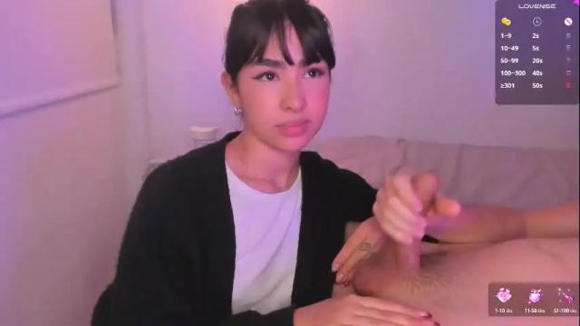Image 2 of cottoncloud_ Stream on Chaturbate on 1 month ago