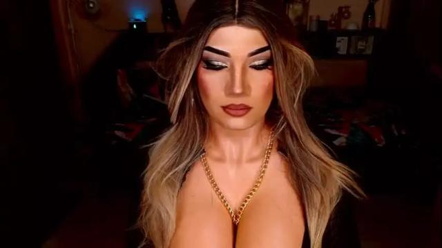 Image 10 of countess_cattaleya Stream on Chaturbate on 22 months ago