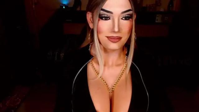 Image 3 of countess_cattaleya Stream on Chaturbate on 21 months ago