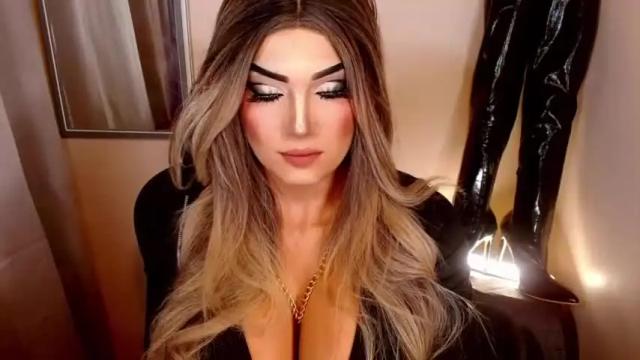 Image 10 of countess_cattaleya Stream on Chaturbate on 21 months ago