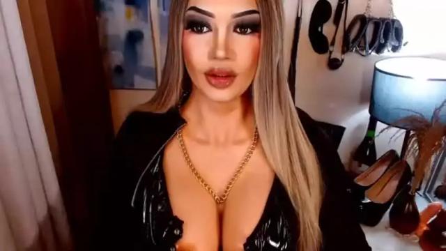 Image 2 of countess_cattaleya Stream on Chaturbate on 19 months ago