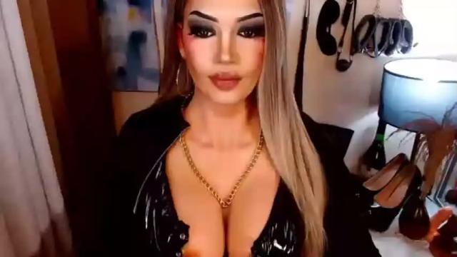 Image 3 of countess_cattaleya Stream on Chaturbate on 19 months ago