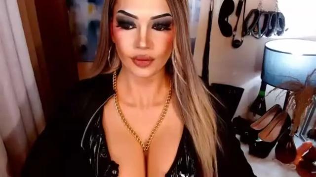 Image 8 of countess_cattaleya Stream on Chaturbate on 19 months ago