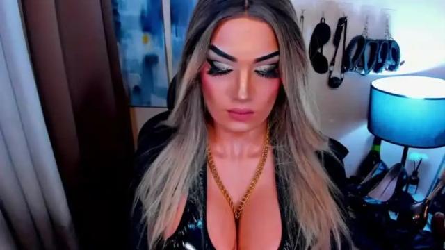 Image 2 of countess_cattaleya Stream on Chaturbate on 18 months ago